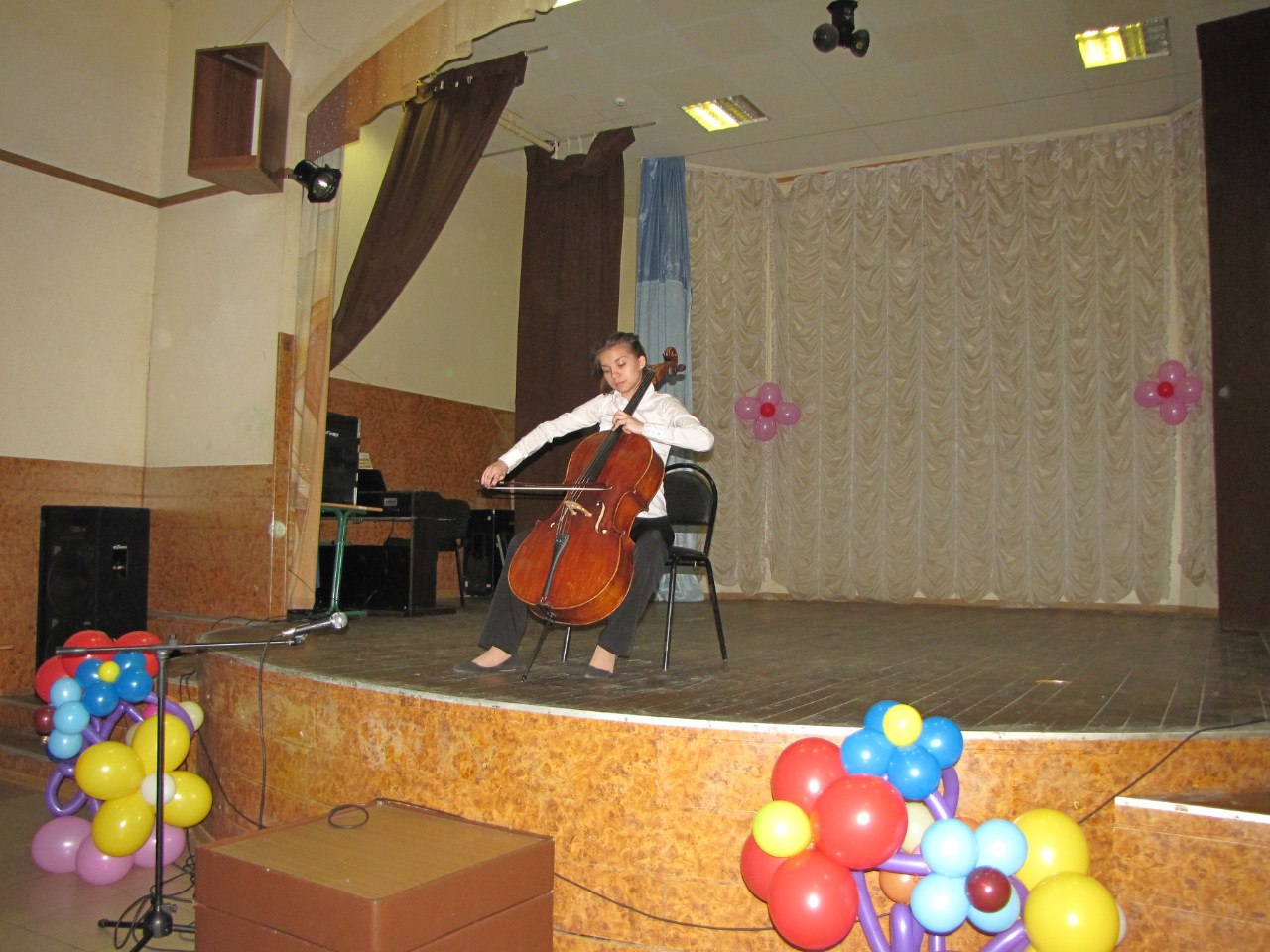 виолончель.jpg