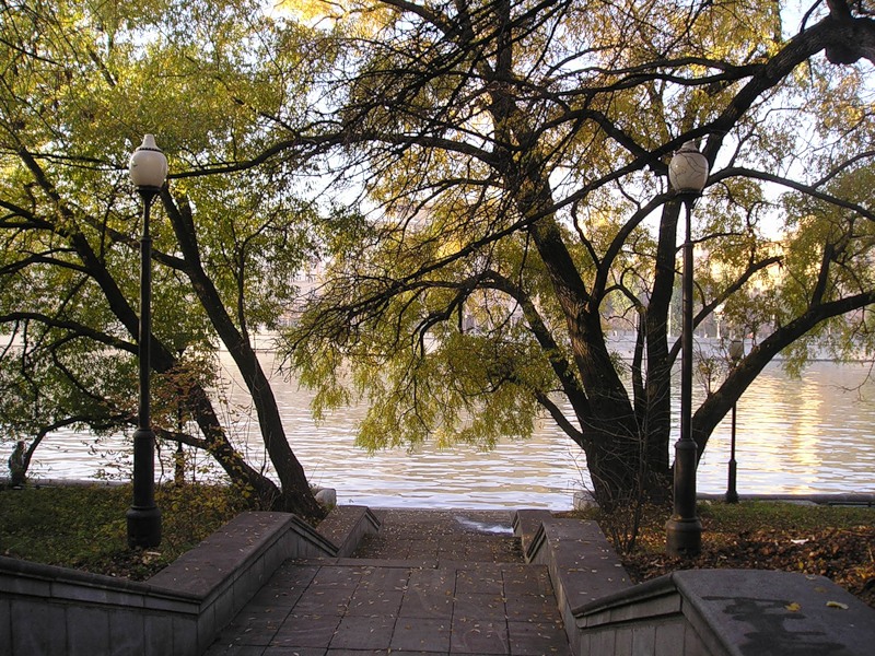 0_3162_dc556a00_XL.jpg