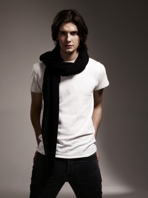 normal_Ben_Barnes_011.jpg
