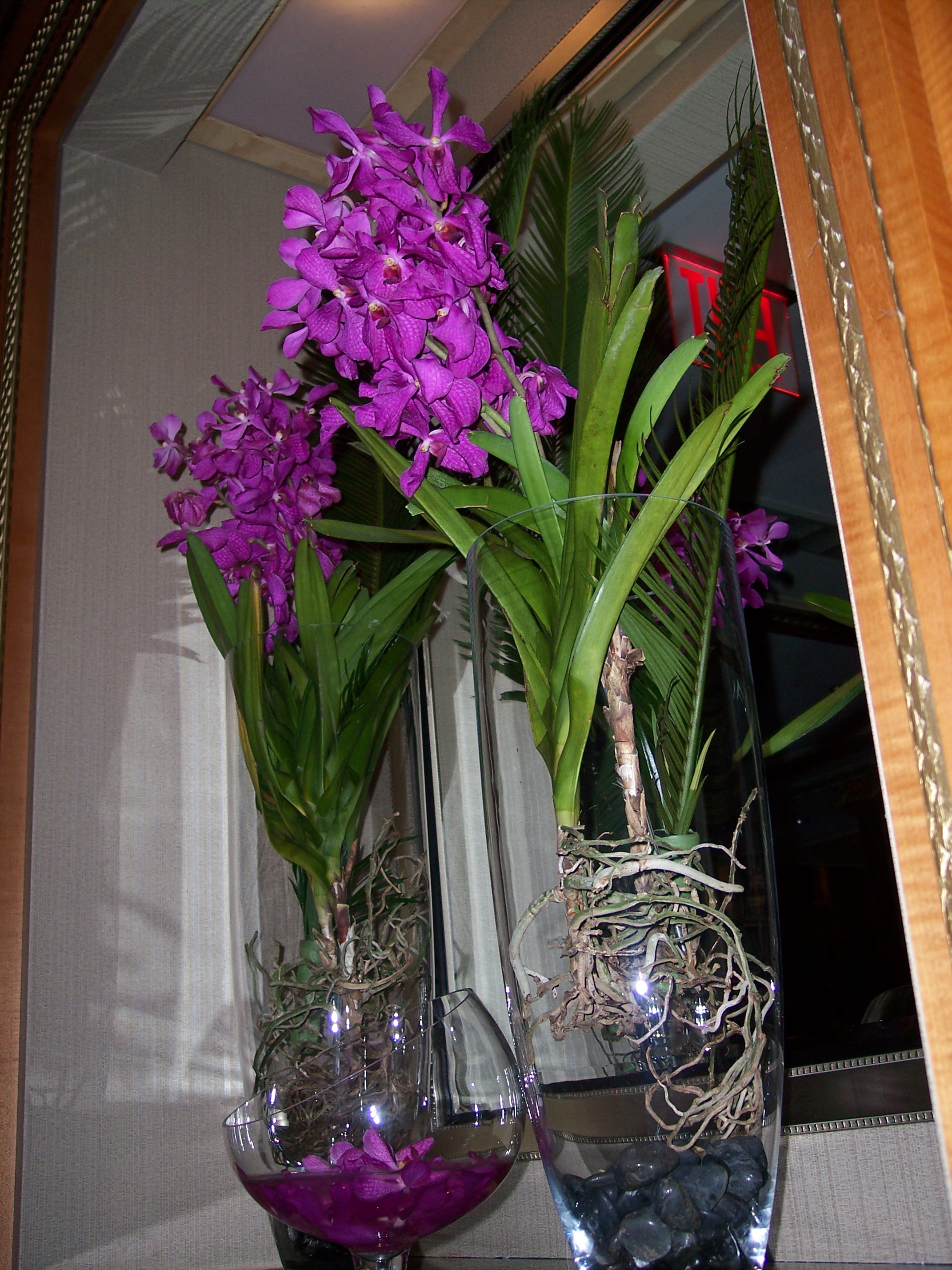 flowers_at_Waldorf.JPG