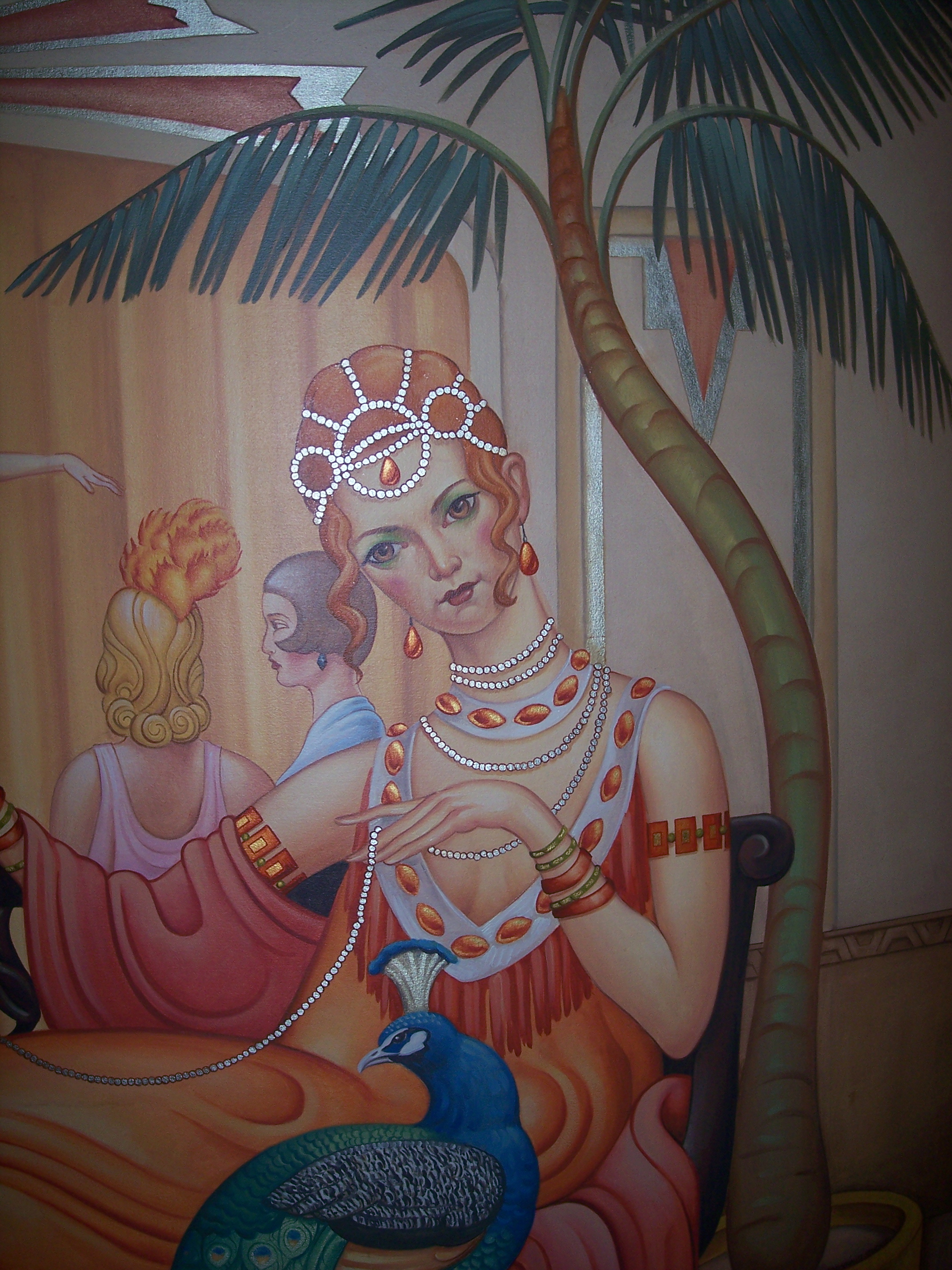 lady_on_bathroom_wall.JPG