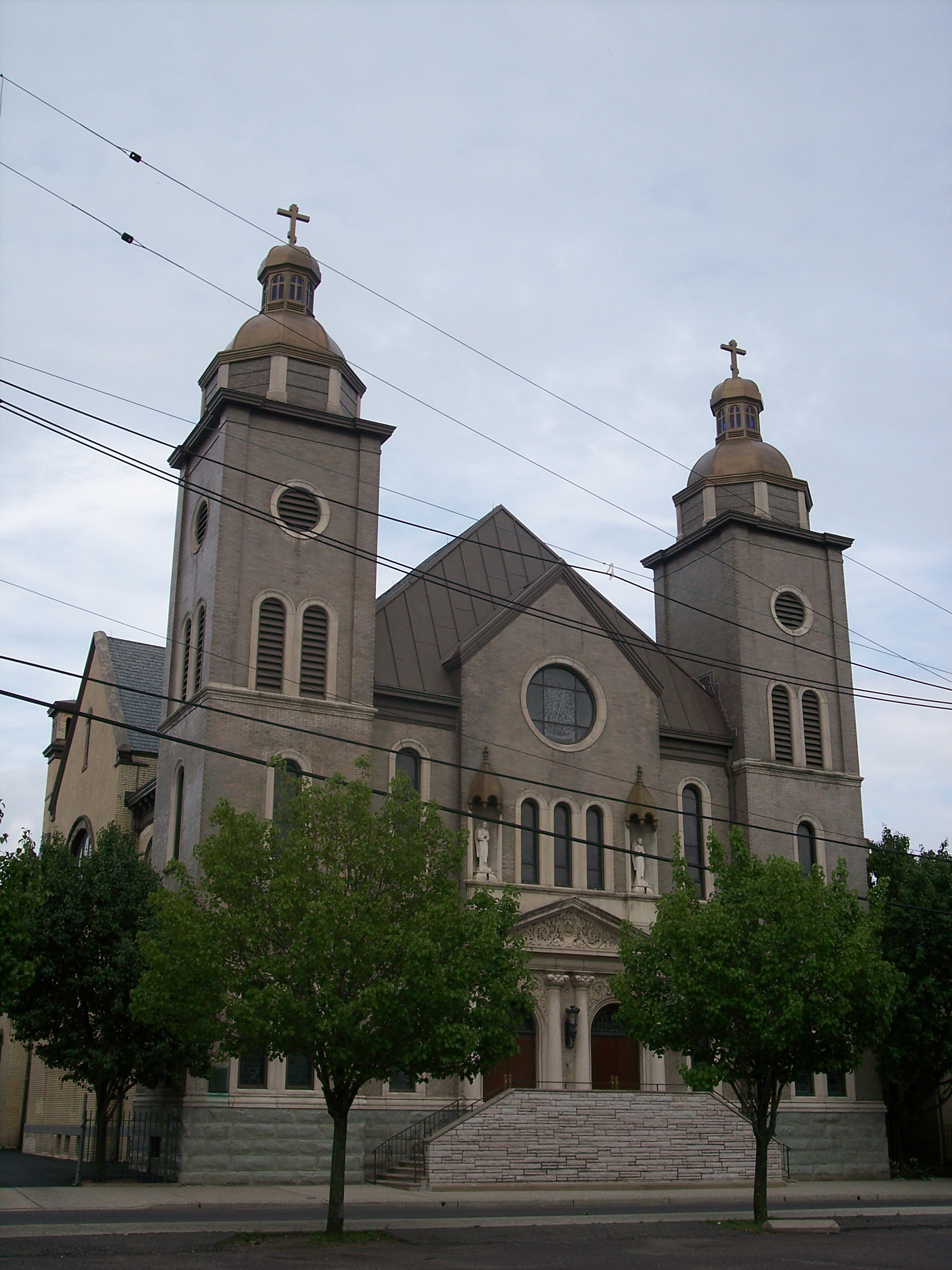 Byzantine_Catholic_from_front_2.JPG